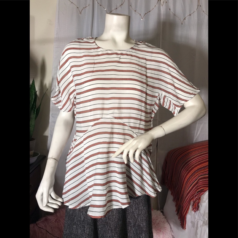 Lucky 🍀 brand Los Angeles ca,very beautiful top